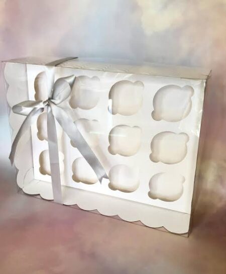 12 Cupcakes Transparent Lid Box