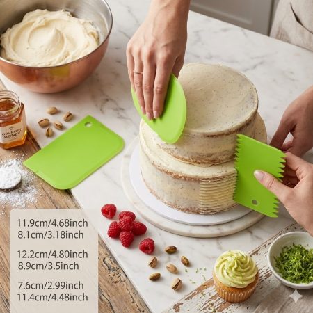 3 Pcs Plastic Cake Scraper Set